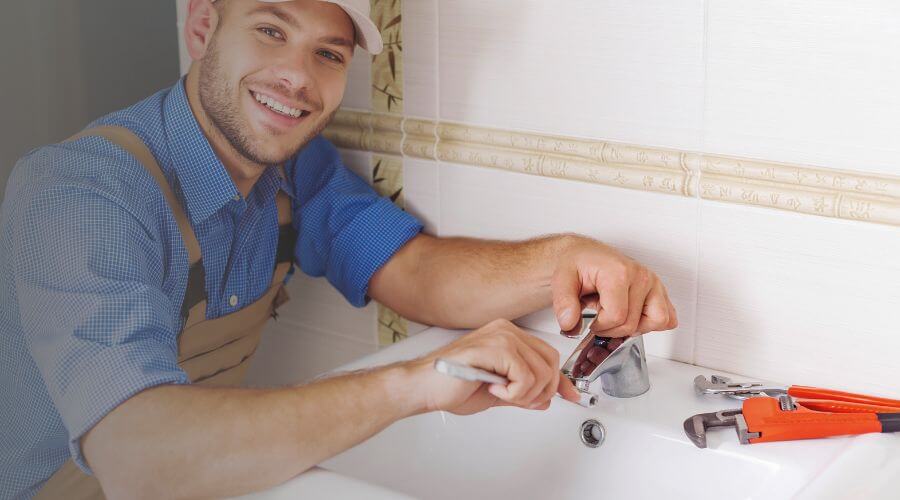 Local tankless water heater installation in Monmouth, OR